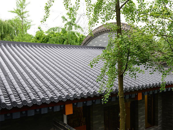 筒瓦屋面在下雨時(shí)會有很大噪音嗎？